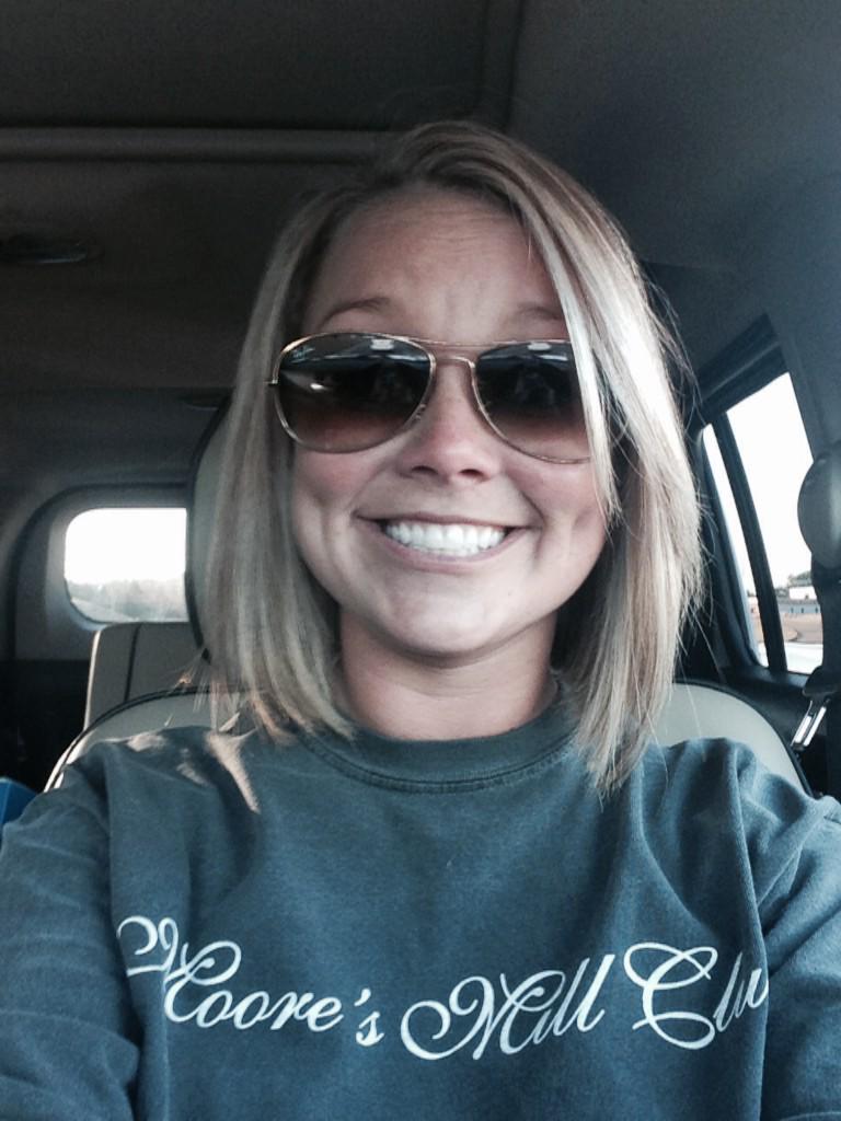 AshK0427's tweet photo. Love my new haircut by @NikiSherer #shethebest http://t.co/z1qgEb5lOe