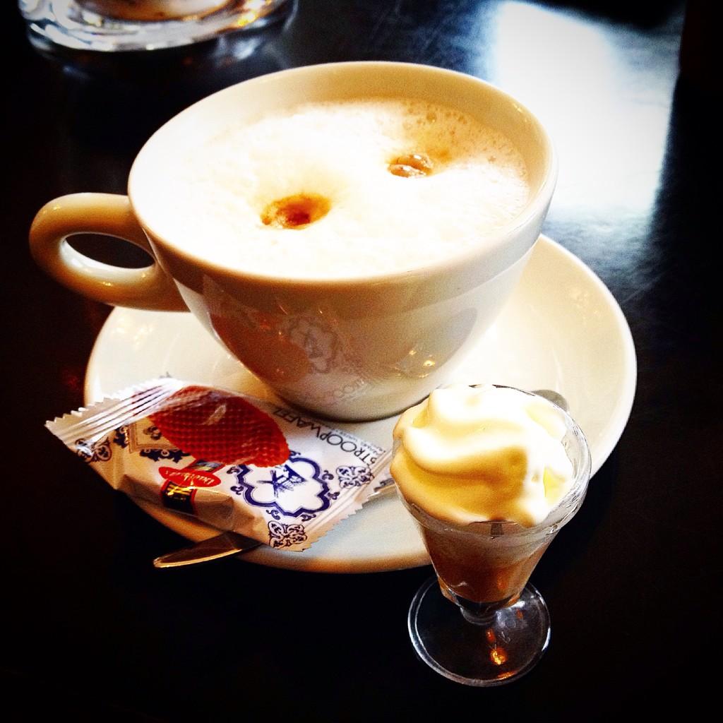 FDAcqui's tweet photo. This is why #ILoveHolland #coffeeaddict #denimcapital #Amsterdam #nl #Netherlands https://t.co/M8qQtHaBYq http://t.co/nxqbeqnMpU