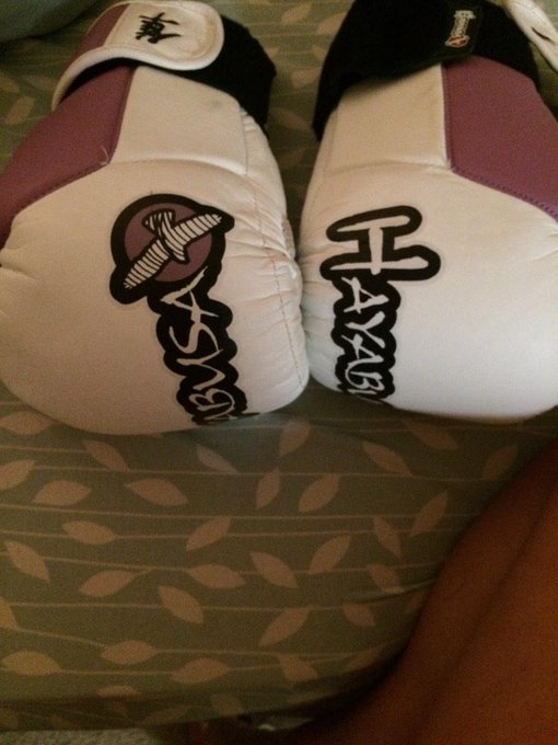 Bringing home the bad boys 👊👊💪 #boxing #hayabusa http://t.co/oUMkBuZrJ9<a href="/tag/boxing"class="tags">#boxing</a><a href="/tag/hayabusa"class="tags">#hayabusa</a>