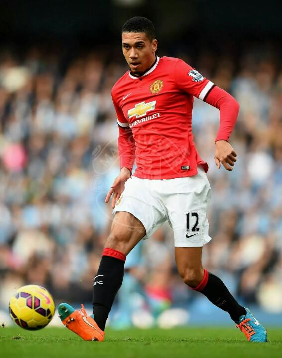 Chris Smalling juga merayakan ulang tahunnya yang ke 25 hari ini. Happy birthday, Chris! 