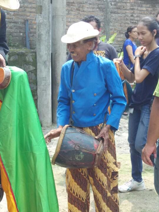 Alhamdulillah senang lht bliau msh sehat :') " <a href="/pamityang2an/">PYY Qwerty Radio</a>: jogjakarta legend.. #Ngayogjazz2014