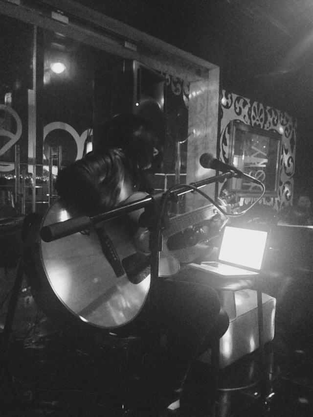UnderSkyBar's tweet photo. @elektrafkn en #UnderSkyBar  http://t.co/rhZYMAp3Vi