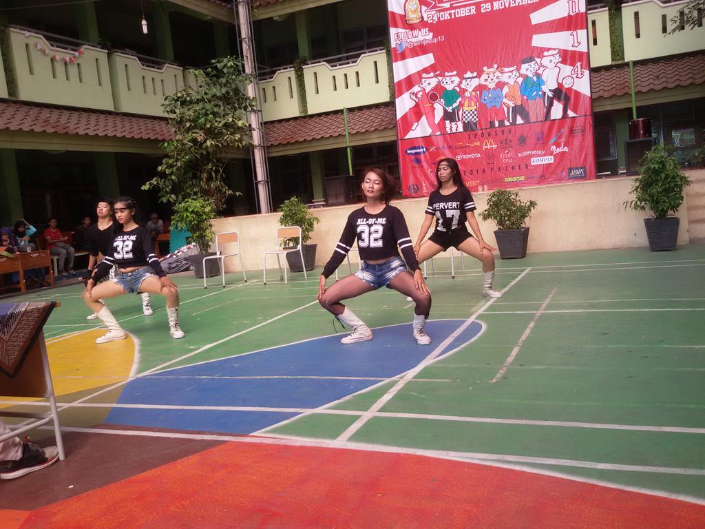 NEXT performance by SMA Yappenda !