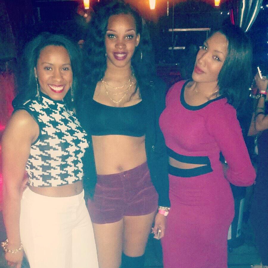 Lexy_Mona's tweet photo. & we out.. ❤️💜 #She23 #White&Black #Britne #TheBigCuz 😍 http://t.co/HaOZbjuwd8