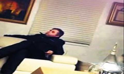 fatihtezcan's tweet photo. Yiğitlerin mekanında itler değil, sadece yiğitler oturur. http://t.co/gKKxsyqGGM