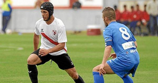 CanteraSFC's tweet photo. .@luismi6_sb, del #SevillaAtlético: "Las situaciones adversas nos hacen  madurar más rápido". http://t.co/4FKH75GmTr http://t.co/irSDlSluDP