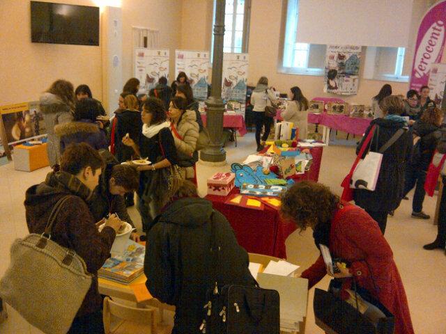 MeetingNidi's tweet photo. C'e' traffico al mercato delle idee #meetnidi14 http://t.co/0pstTVJVLe