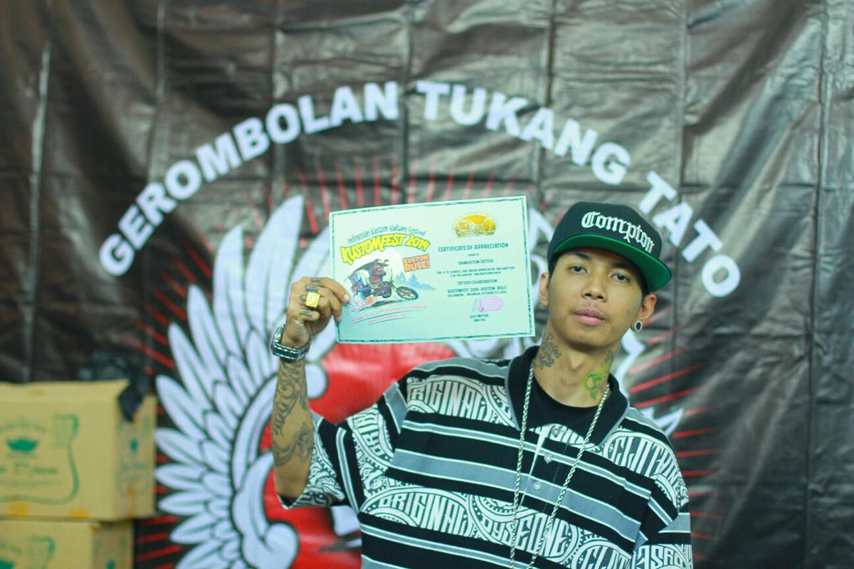 RavexTattoo's tweet photo. http://t.co/X7LRpSM998