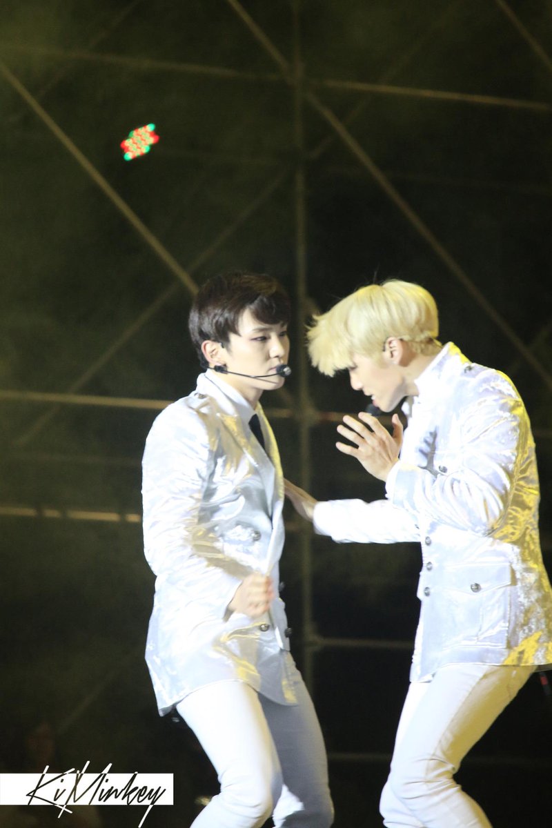 ArabBlingKets's tweet photo. 141116 جونغكي في حدث مهرجان بوبو في شنقهاي #1
HQ http://t.co/BIbyD7VjyN