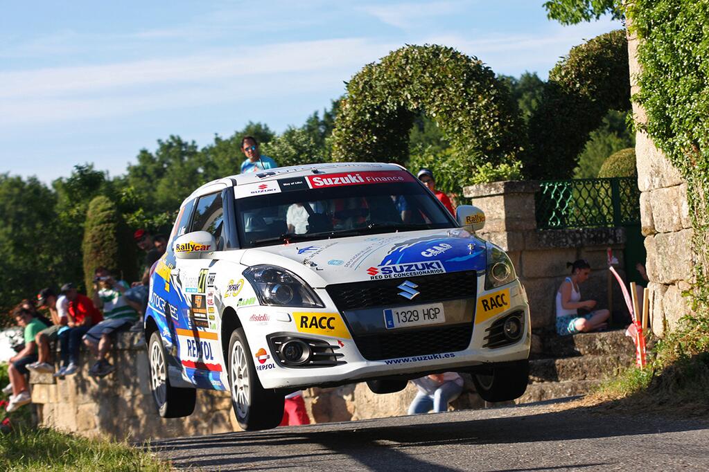 MundoRallyes's tweet photo. Adrián Díaz se proclama Campeón de la Copa Suzuki Swift 2014. ¡Felicidades!  #CERA http://t.co/k9frmgJgCD