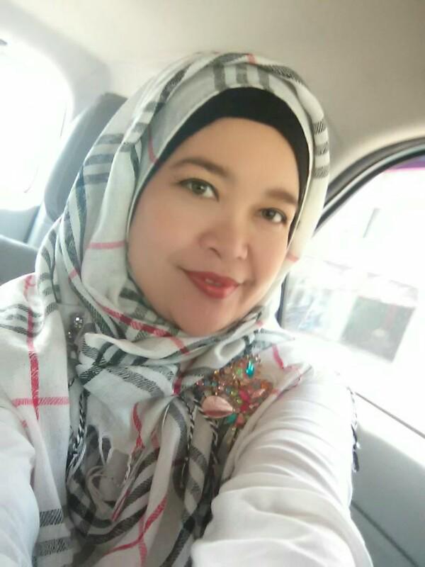 intanwputranto's tweet photo. Selfie http://t.co/FgF3P08Hkz