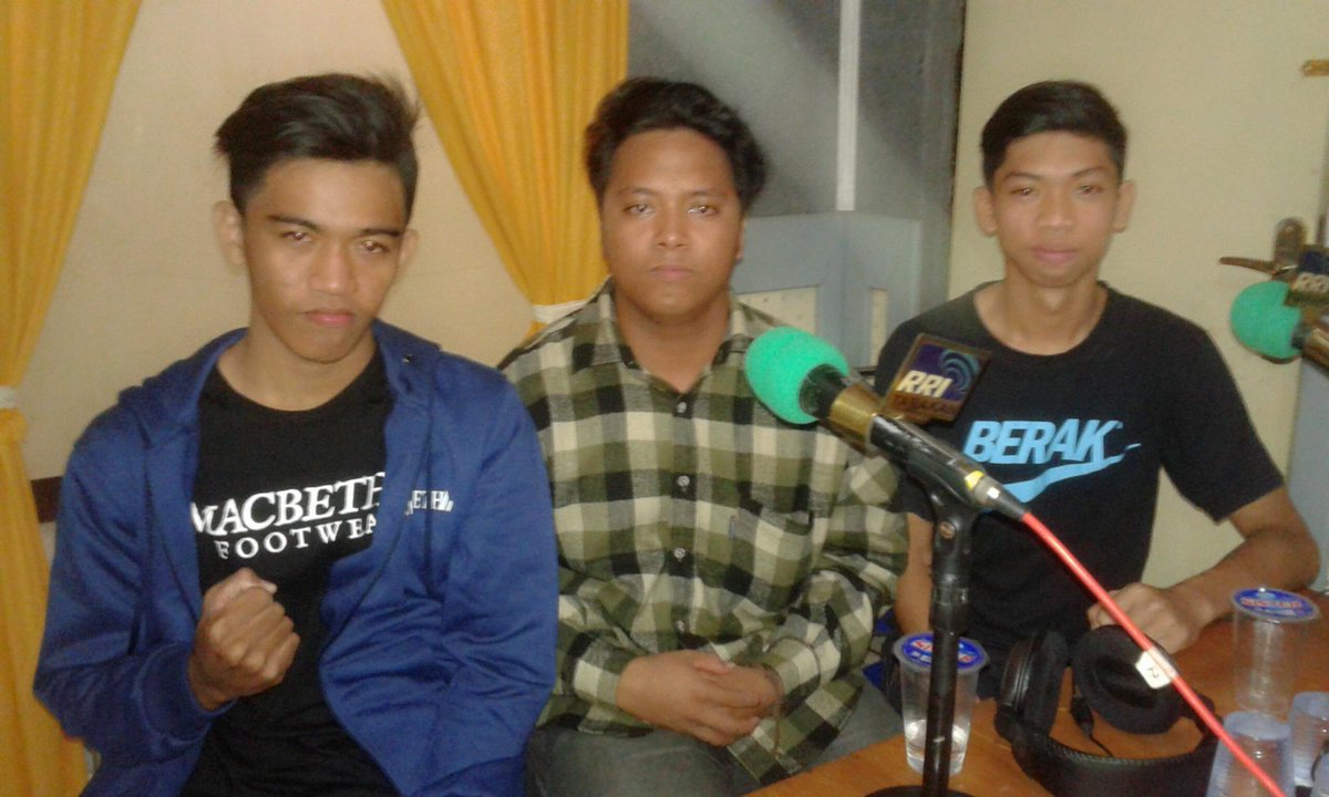 thank's buat <a href="/DeathnoteGc/">Death note</a> yg nudah singgah di studio y...