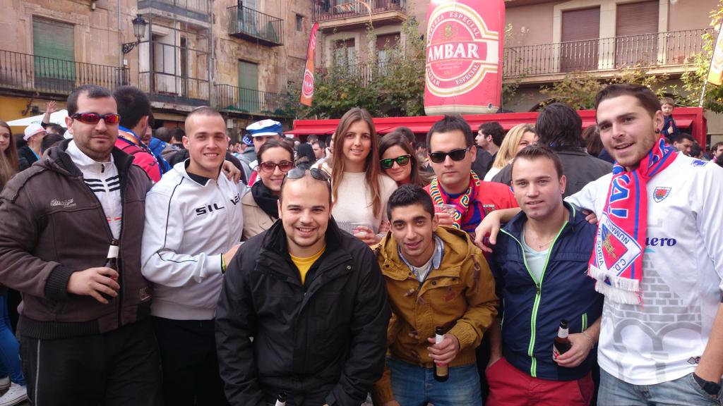 miso9221's tweet photo. @Tore_ero87 @Oskihs @SergioRodry @JaraLlorente Comenzando el #derbydelMoncayo en buena compañía Cn la mejor compañia http://t.co/j1St4LUb0y