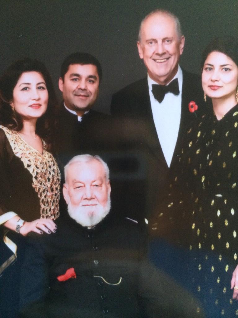 GylesB1's tweet photo. "@NoorFoundation2: http://t.co/p8wmzcxQcD" Find out more about Noor! A remarkable charity founded by a remarkable man - here he is, seated