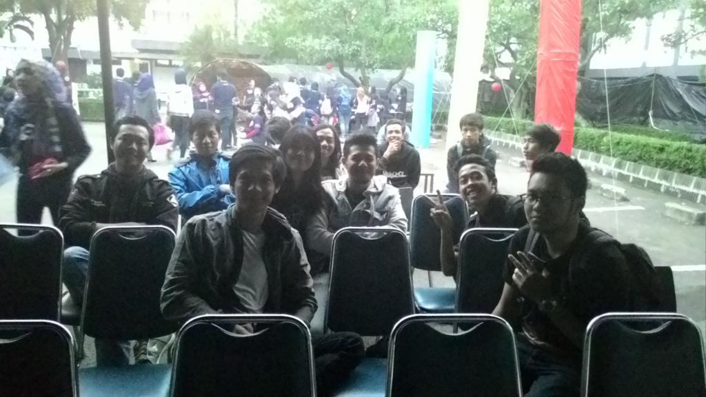 dari <a href="/HMAItenasBDG/">HMA ITENAS BANDUNG</a> jadi pengunjung pertama di CHRYSANTHEMUM