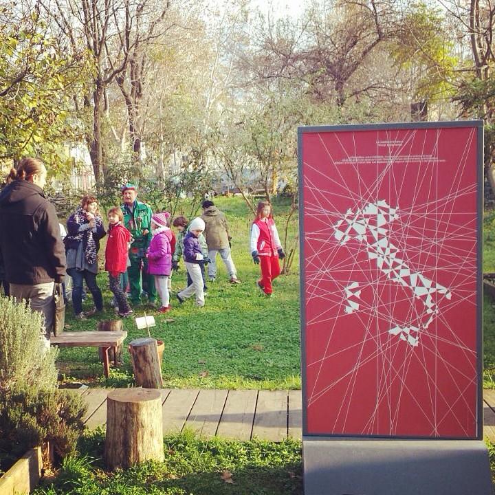 GCMontello's tweet photo. Festa dell' #Albero e mostra sulla #Costituzione Italiana al #Giardino comunitario #LeaGarofalo! @LiberaGiovaniMi http://t.co/n0i4WcZ686