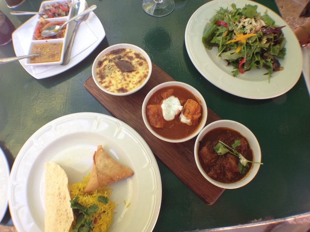 weEatweCook's tweet image. This was a great lunch. The tasting platter and the five spice duck salad. #yummylunch