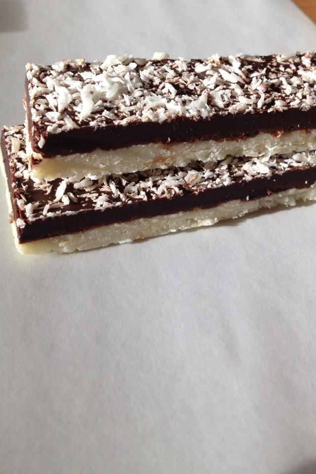 <a href="/EypeMakerMarket/">EypeMakersMarket</a>  <a href="/lipsmackingfest/">LipSmackingFestivals</a> beautiful Blanchette with coconut cream &amp; toasted almonds... Delicious!!!