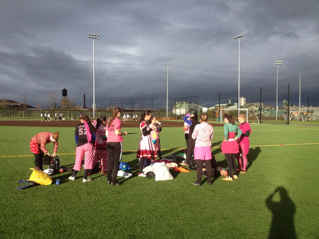 WWUchaos's tweet photo. WWU Team 2 is ready to play! #ofudge http://t.co/V3ma34cOS2
