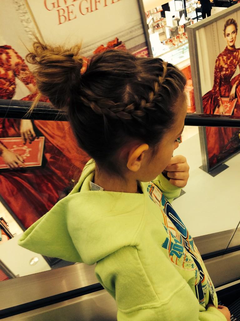 lebaby1313's tweet photo. Did little sis's hair today just like @Lydia_Dimke's in honor of the big game 2nite vs Minnesota! Good luck :) #puvb http://t.co/Mq16UknwJ6