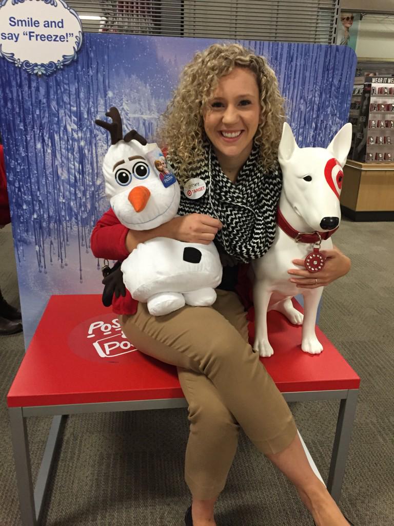 brittjohn22's tweet photo. Who's excited for SINGALONG FROZEN!?? @heidilweston @ryanncarter @BlunkColleen Say #FREEZE #DisneyFrozenatTarget http://t.co/4T12oAlYJU