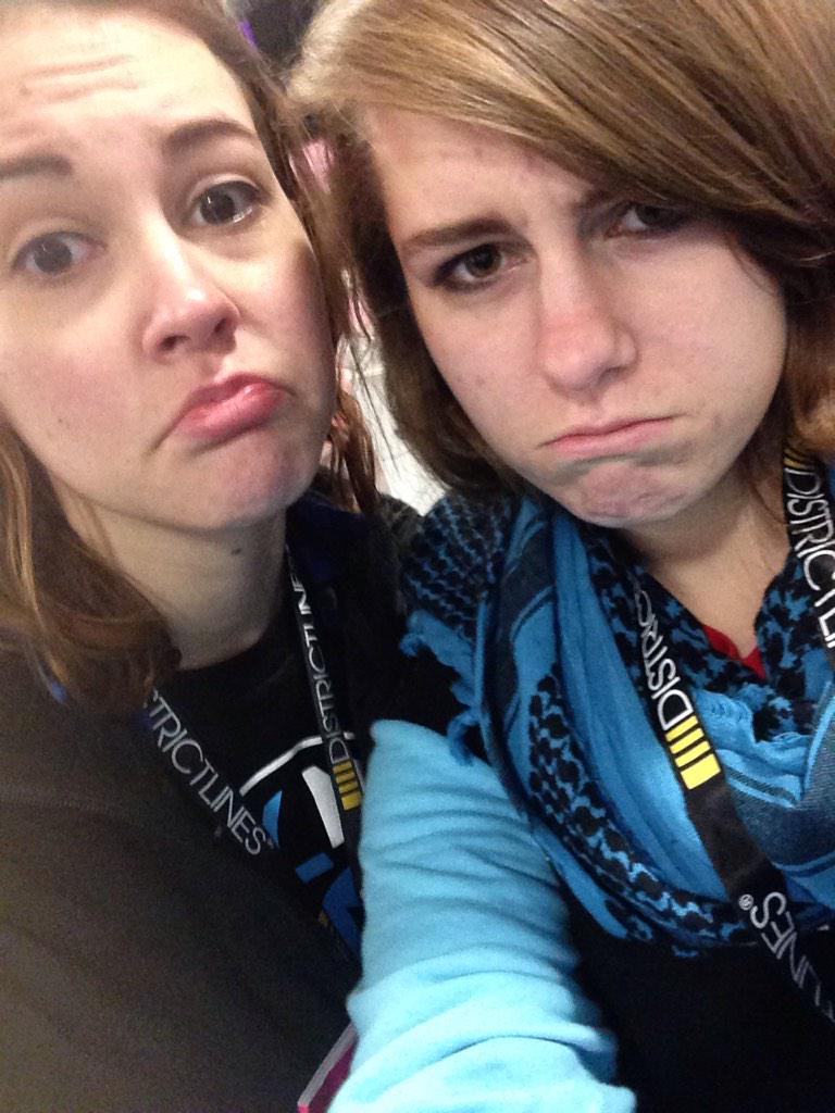 KarissaShepard's tweet photo. Just missed @Strawburry17 :c http://t.co/LS8P8tdSaG