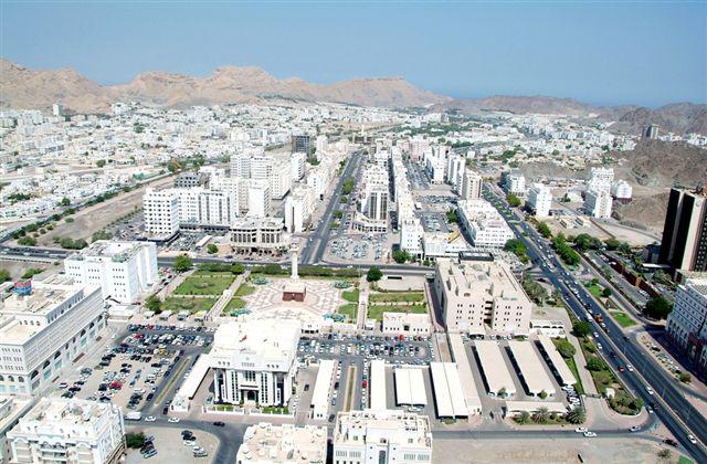 تباين آراء العقاريين حول إمكانيّة توفير شقق للشباب بدلا من توزيع الأراضي.. ومطالب بتغيير ...

alroya.om/ar/alroya-news…