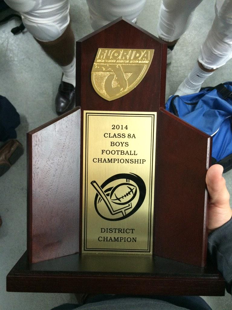 jackmckeon2003's tweet photo. @_TheyLoveDebo beat you twice and made it further in the playoffs. Shhhh. http://t.co/P4ryqCKjhr