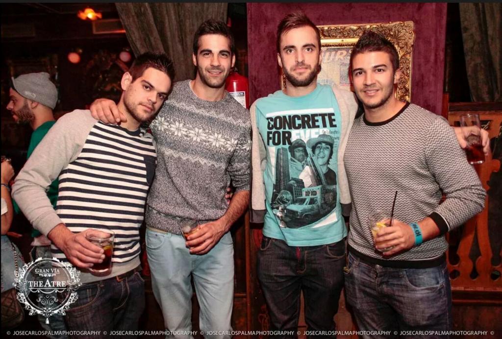 jesusguzmanvaz1's tweet photo. Un finde de esos inolvidables gracias al profeta majeta. http://t.co/bLFIcKh6zc