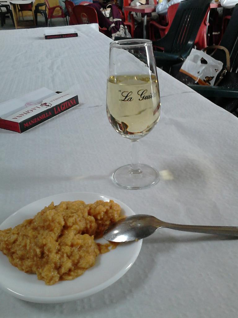 VpIVAN's tweet photo. "Ruta del mosto" Sanlúcar de mi alma, flamenco,manteca lomo,gloria bendita... http://t.co/mvsYvLEZMO