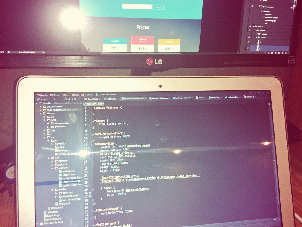 MeeThemesEn's tweet photo. New #theme will be really cool :) 
#ThemeForest #HTML5 #CSS #CSS3 #design #Photoshop http://t.co/FDKqr4hZAf