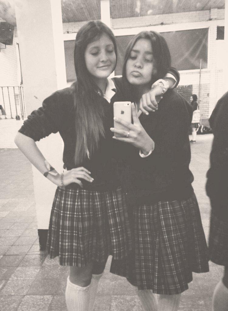 danielacasali's tweet photo. Te amo hermosa feliz día<3 #22always gracias por tanto Nicole eres la mejor<3 http://t.co/Y9SaksVgPO