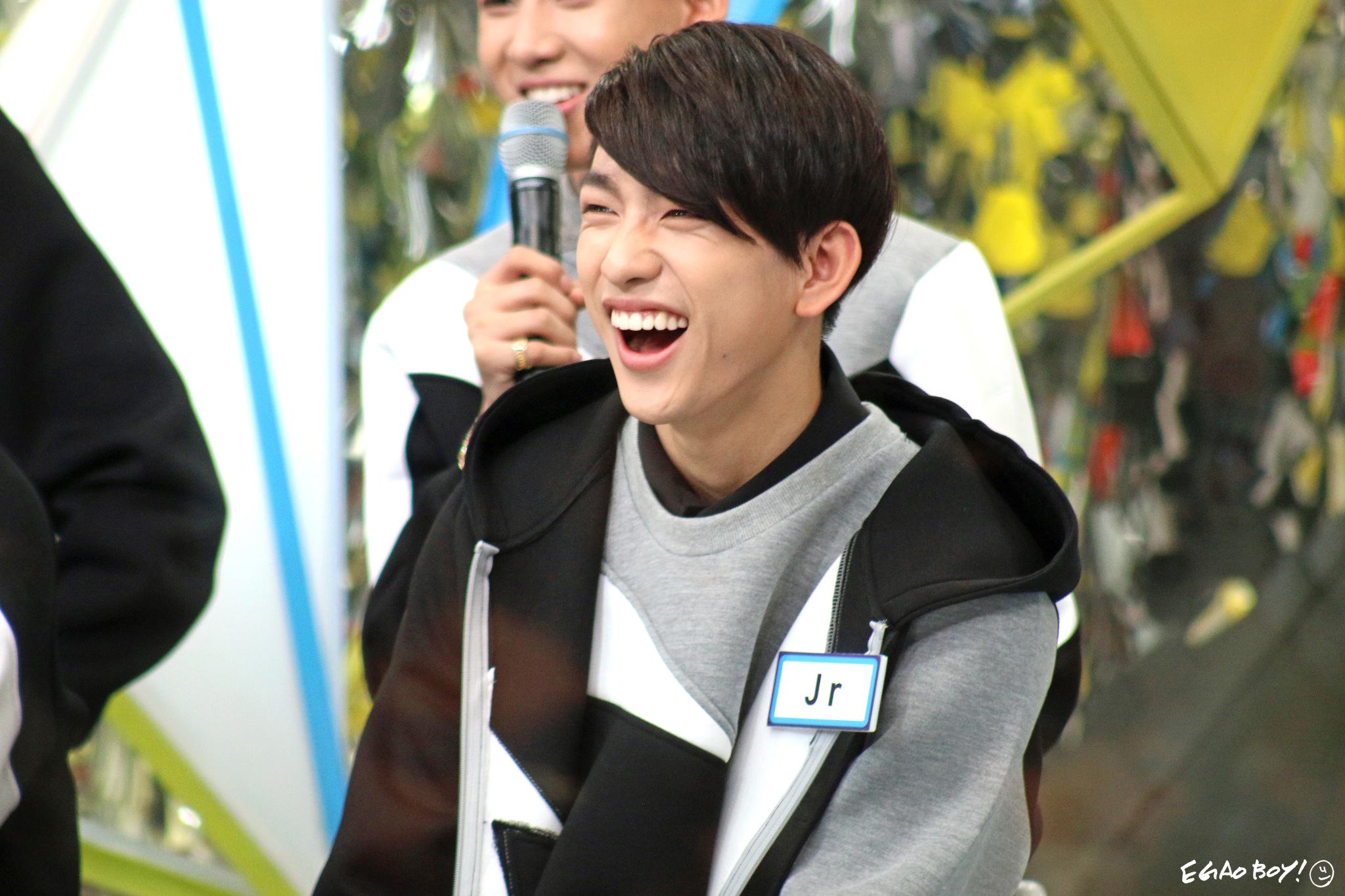 B3DGiZaCMAEryDw.jpg:large