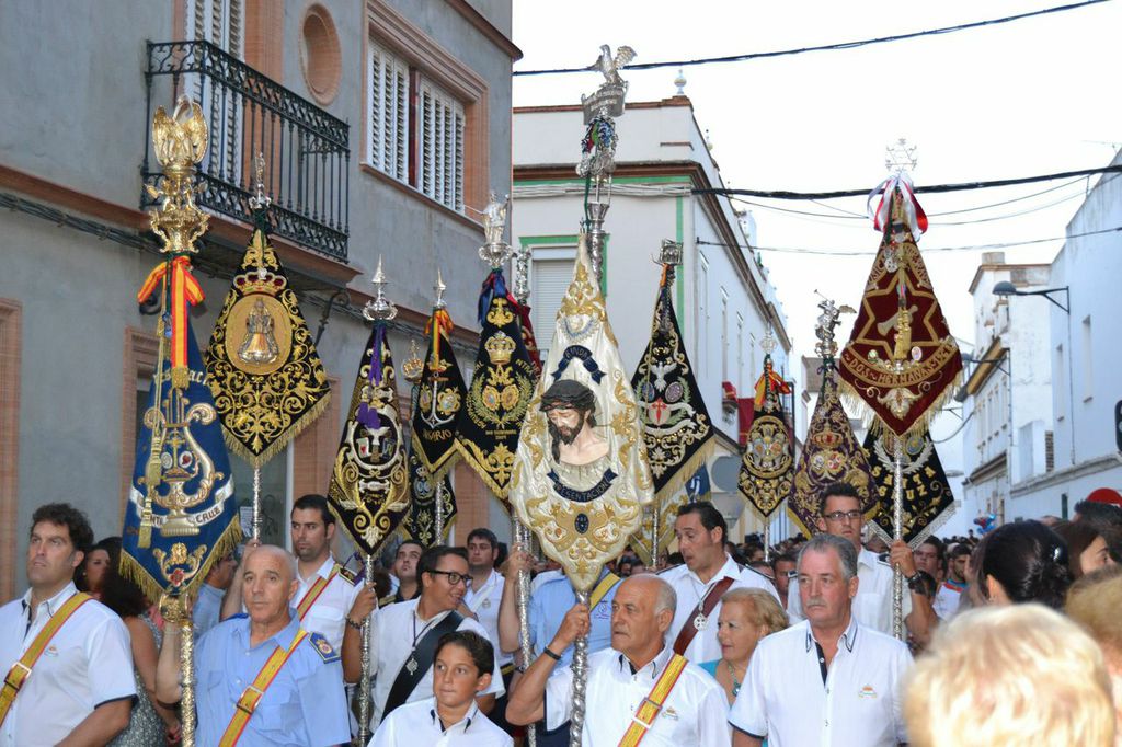 antonioalonsoDH's tweet photo. Felicidades a los músicos de @AMValme @BTresCaidasDH @BpresentacionAP @EDH_1969 @CorodeValme #LaMusicaDeDH http://t.co/b5lqQaxnPZ