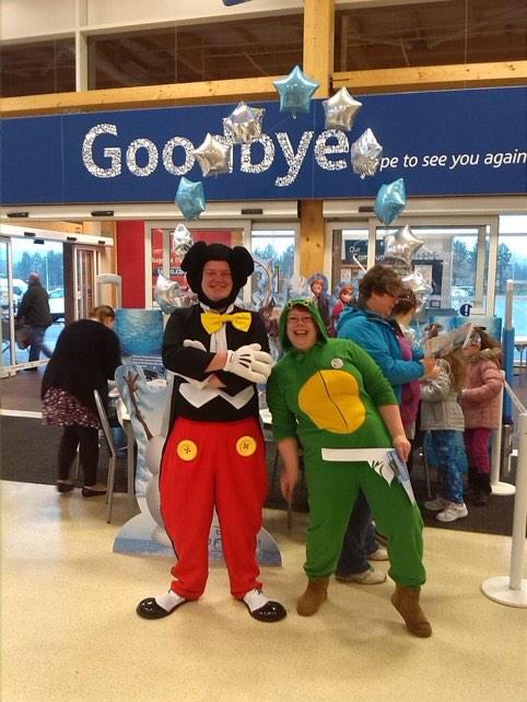 CarlHide1991's tweet photo. @consett4358 @JamesNFTM a fun weekend so far !!! http://t.co/TXFr3yBIRk