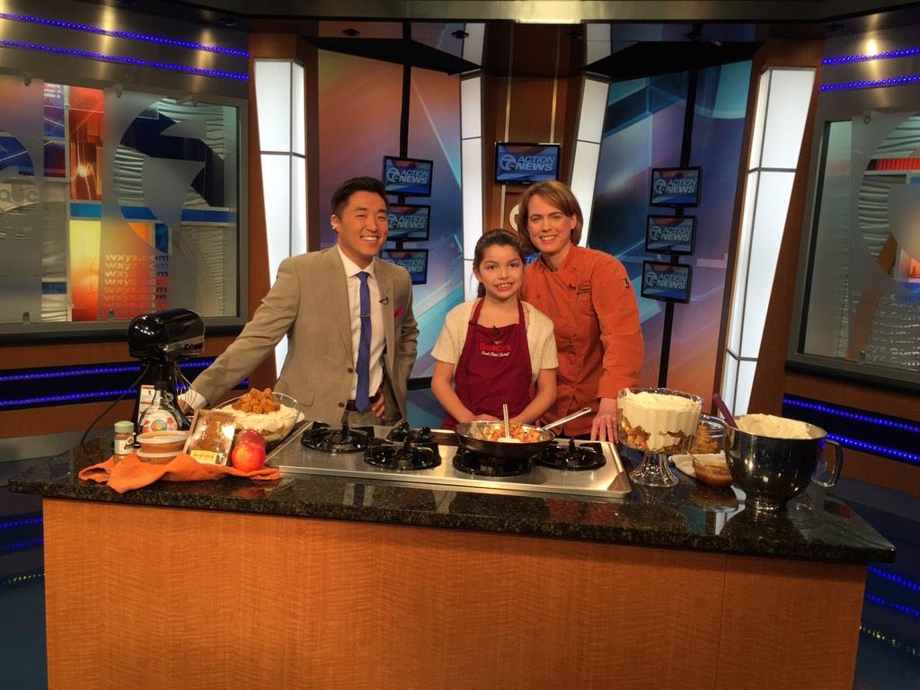 MonicaCheick's tweet image. @itsandychoi may be upstaged today by budding chef Lexi. @BuschsMarket dessert coming up now on @wxyzdetroit