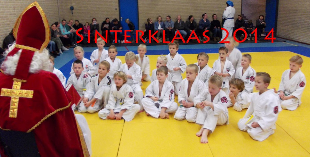 JudoLosser's tweet photo. 't zit er weer op. sinterklaas was weer een geweldige happening. tot volgend jaar!! http://t.co/1ELbqeHY95
