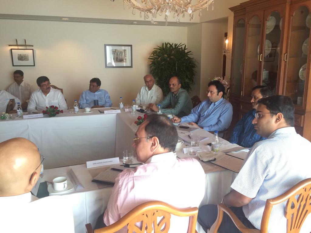 DIC (@dic_sil) on Twitter photo 