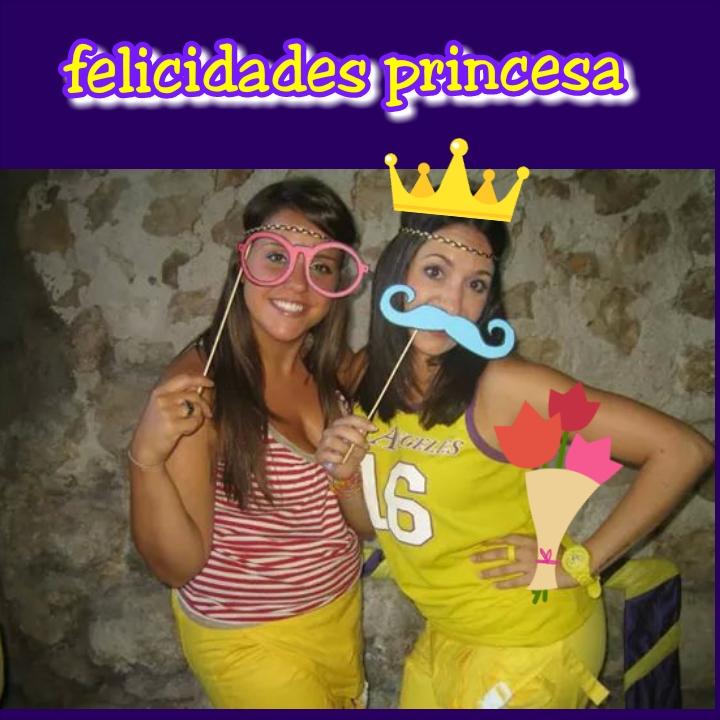 mireia_nu's tweet photo. Hoy el cielo brilla radiante...y todo porq es tu día y te mereces lo mejor...FELICIDADES NENA!!!!! @Lerele1 http://t.co/RC6Psdc5aH