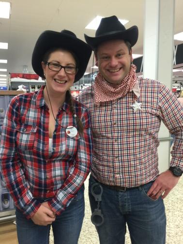 LizCasswell's tweet photo. Woody and Jessie @ Whitstable!! Hehe!! @XDebbieBrooksX @AndyWoolfenden http://t.co/hCnECBI0b9