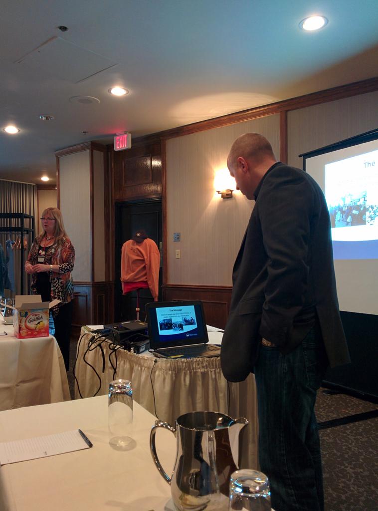 OSSTFD15's tweet photo. @MsRonnieW1 and @danmearle promoting community outreach and engagement in #osstd and #canlab at #osstfcpac. Awesome. http://t.co/82iugHV6zT