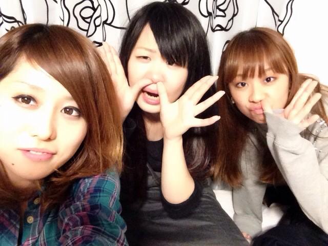 ridd6's tweet photo. 久しぶりの3にんです💞☺️ http://t.co/WeBr0AQ2Fe