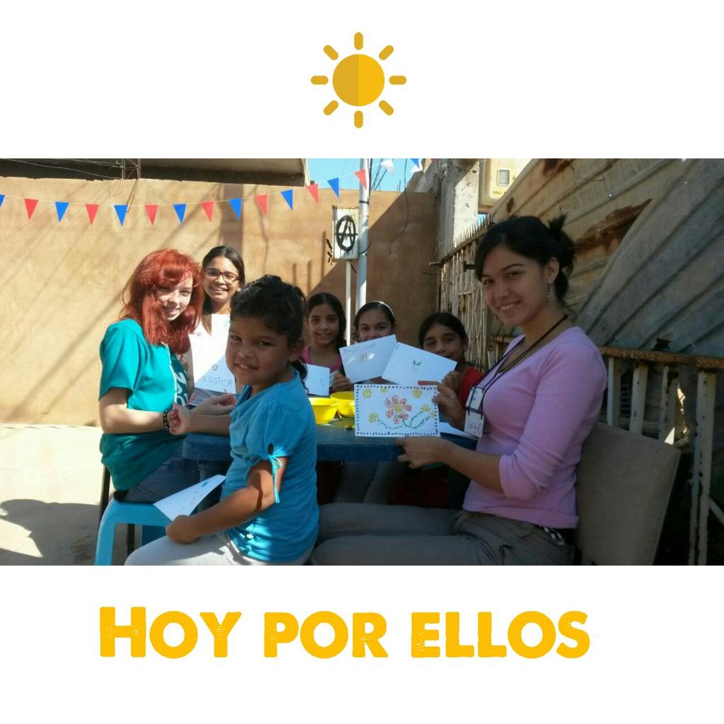 hoyporellosve's tweet photo. Estamos compartiendo con los niños de Villa Esperanza, para nosotros es una bendicion. http://t.co/poctzsl5G8