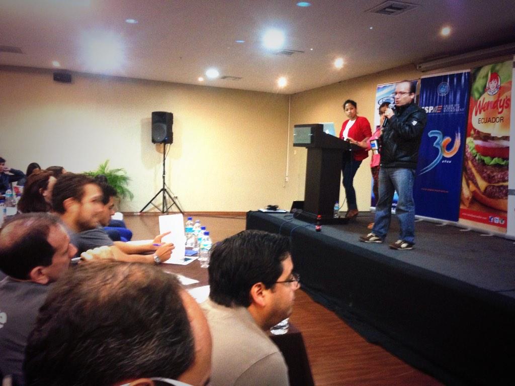 drive_ec's tweet photo. #StartUpGye #MejorExperiencia #Mentores #Pitches @StartupGYE http://t.co/goec3lUehw