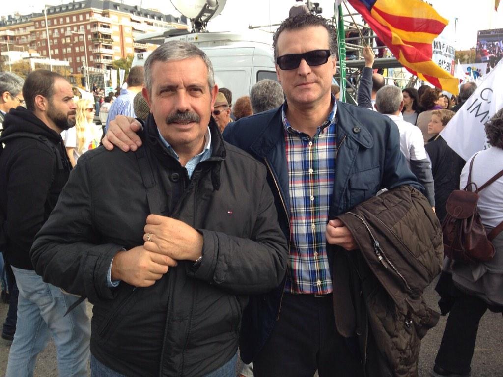 NataliaUbepas's tweet photo. Q bueno q sean los hombres los q defiendan esta causa tan justa y necesaria... Valientes!!! http://t.co/0bj4gdeEab