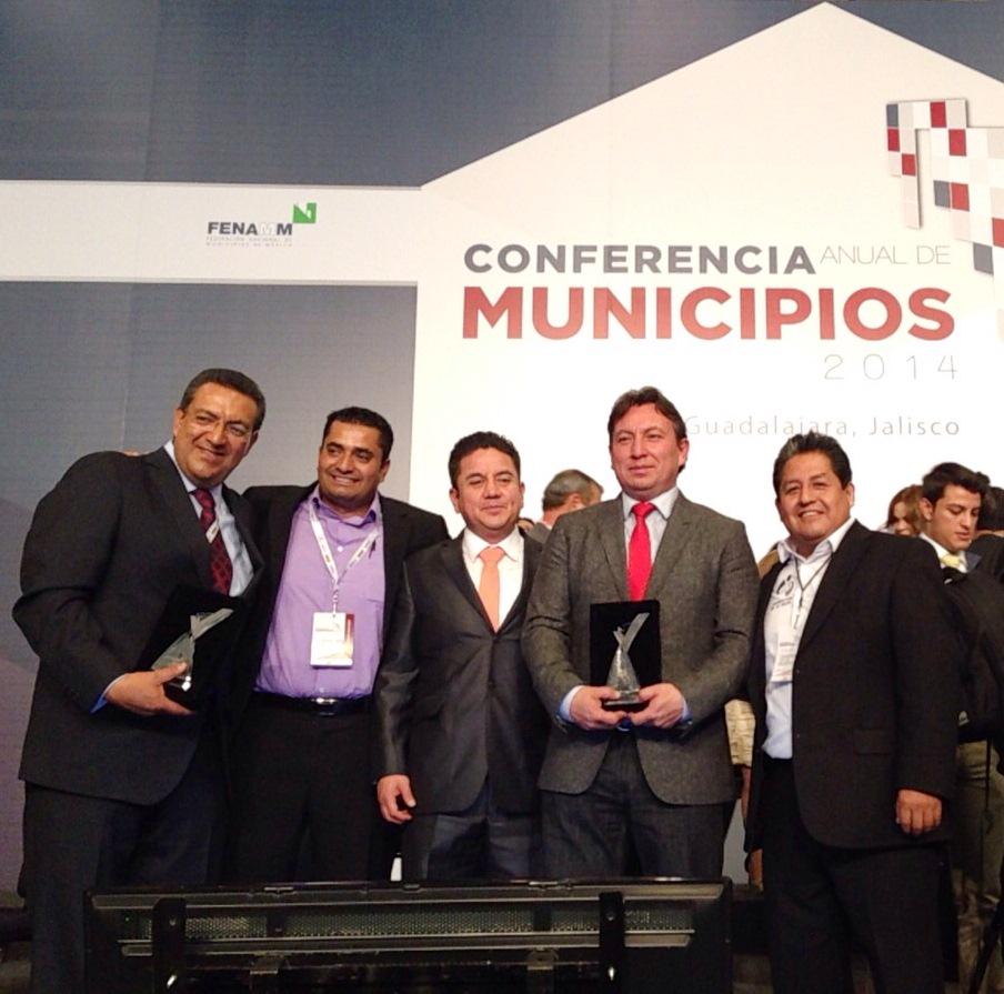 AlbinoEspinoza's tweet photo. Federalismo fuerte para desarrollo de c/ ciudadano coincido @AristotelesSD En #FAM2014 @DavidHuertaR @Rosario_Robles_ http://t.co/9OuJd3UF4S
