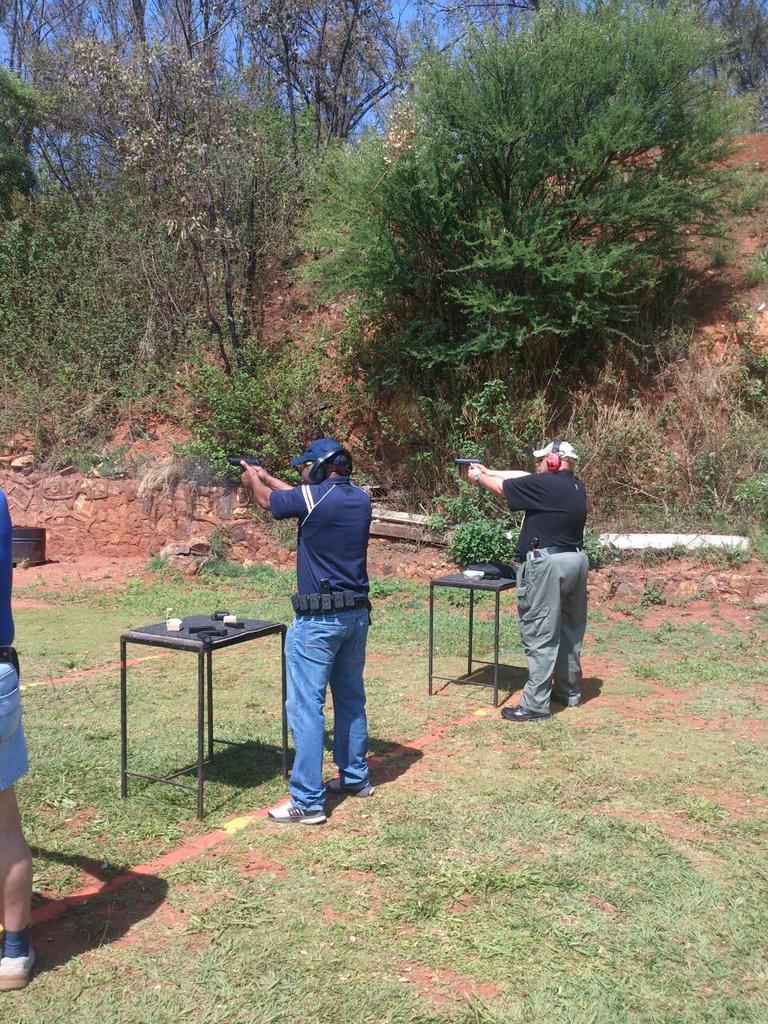 zeelat's tweet photo. SANDF shooting competitions http://t.co/du5VOBKhEX
