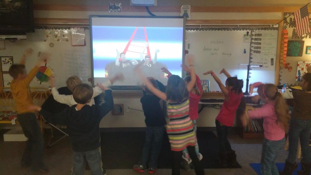MsMac207's tweet image. Roller coaster! They asked to do it three times on Friday! New favorite!@usd207 @Bradleypride207  @GoNoodle