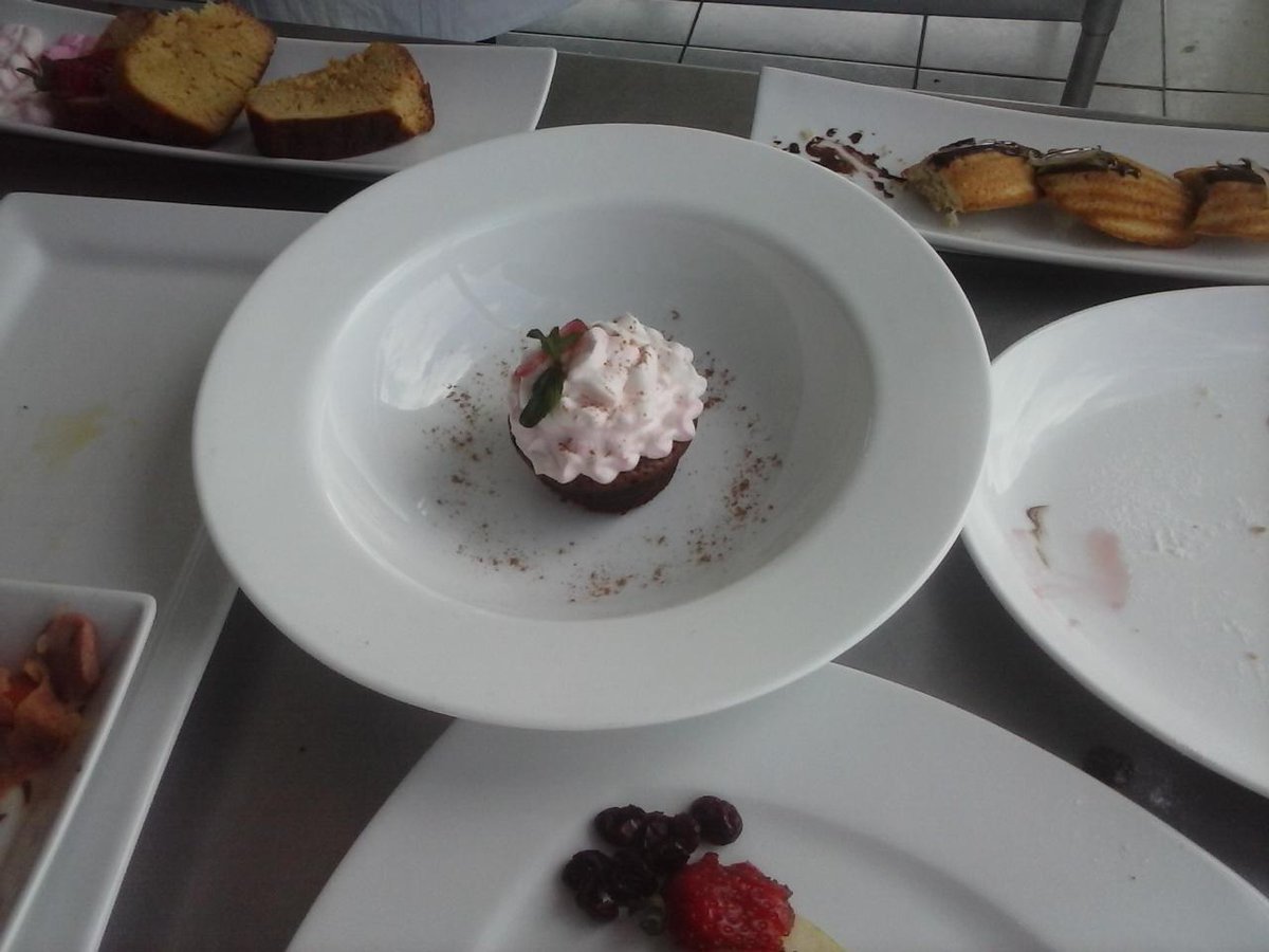 DavidAlfaraje's tweet photo. mis creaciones ricos y deliciosos platillos de comida francesa http://t.co/bUkDco1kh0