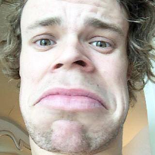 Ashton Irwin (@ashton5sos) on Twitter photo 